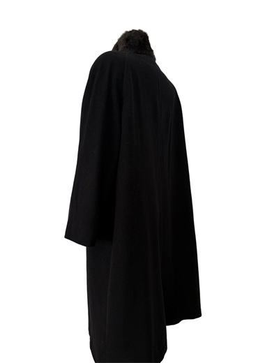 SİYAH YÜN PALTO