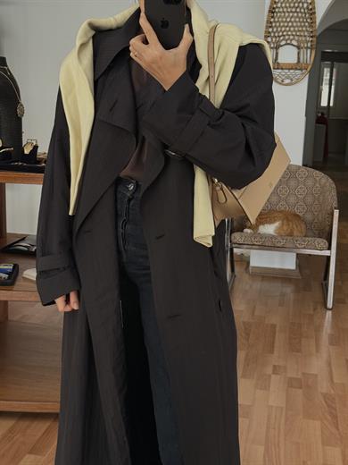 SİYAH RENKLİ OVERSİZE TRENÇKOT