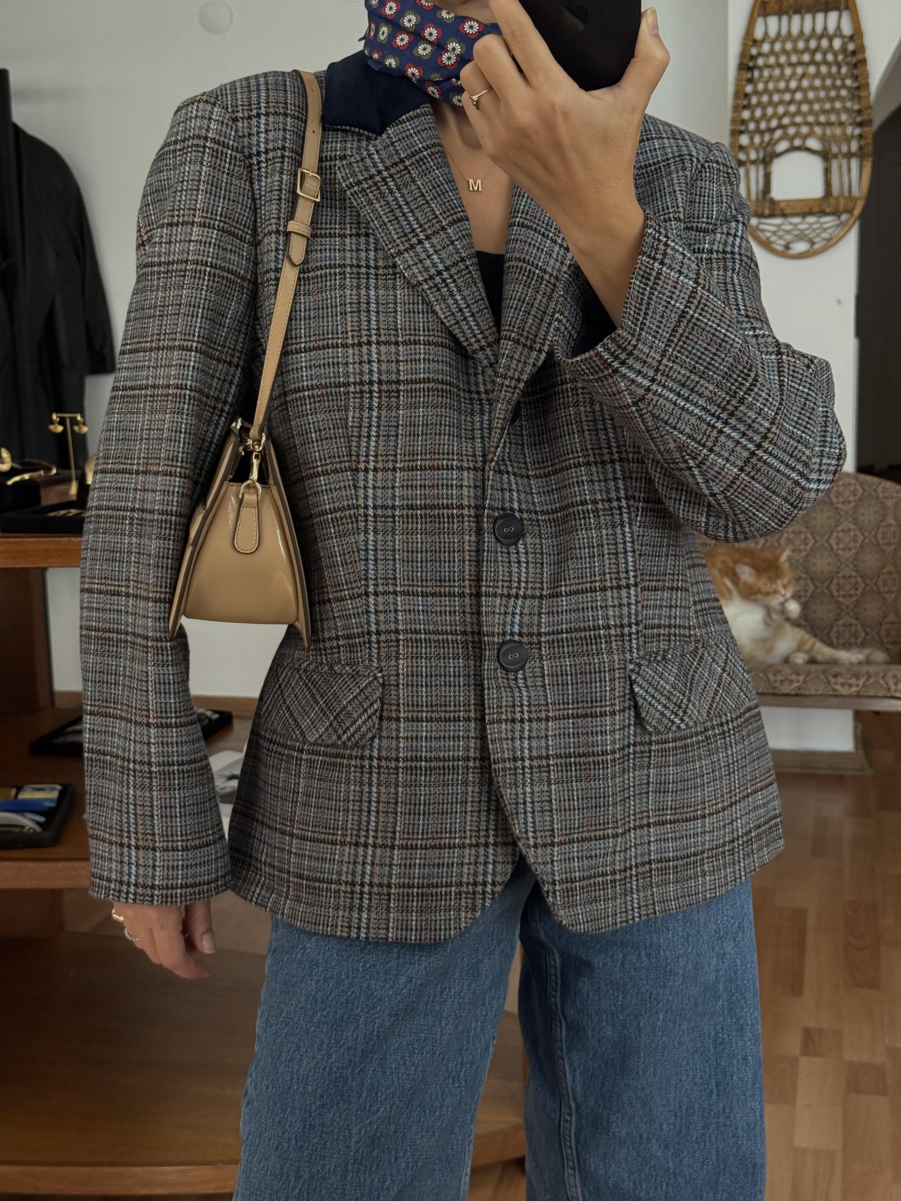 EKOSE DESENLİ LACİVERT KADİFE YAKA BLAZER CEKET