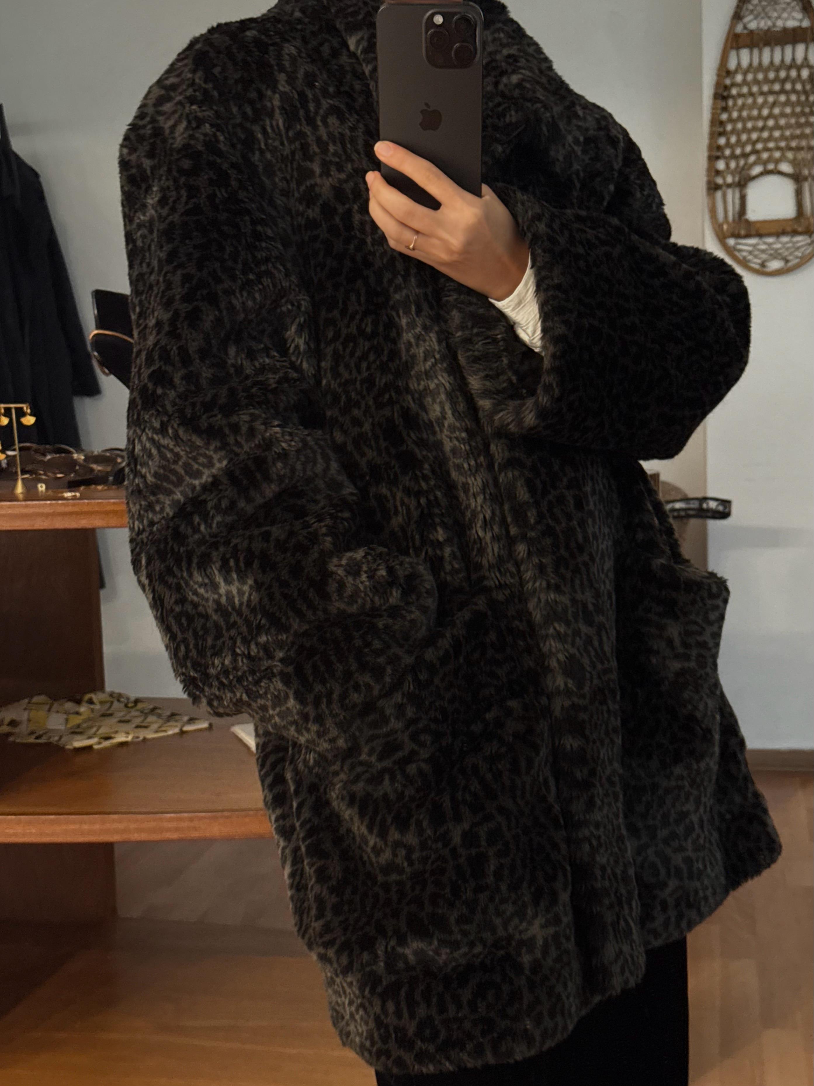 LEOPAR DESENLİ KÜRK MONT
