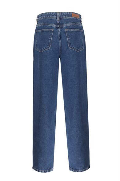 Straight Fit Mid Blue Jean