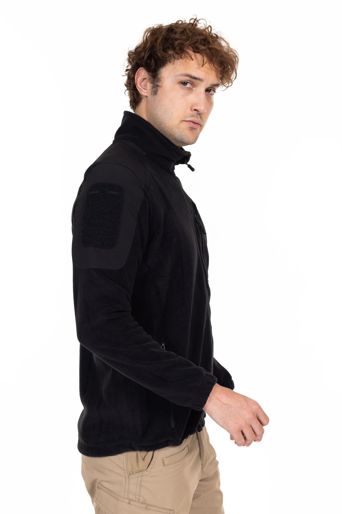 AKN 02 Polar Mont-Siyah