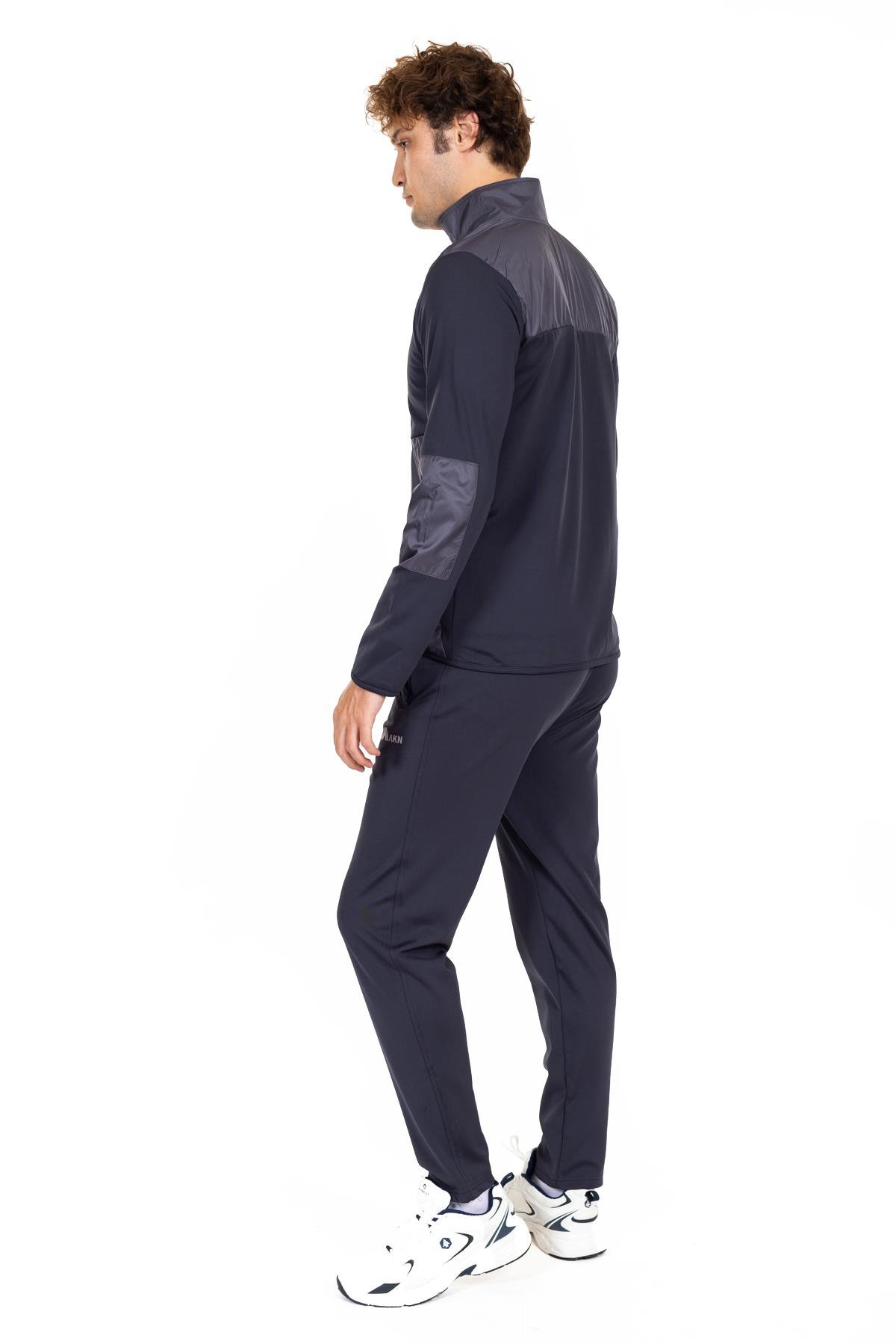 AKN EŞOFMAN TAKIM-FÜME