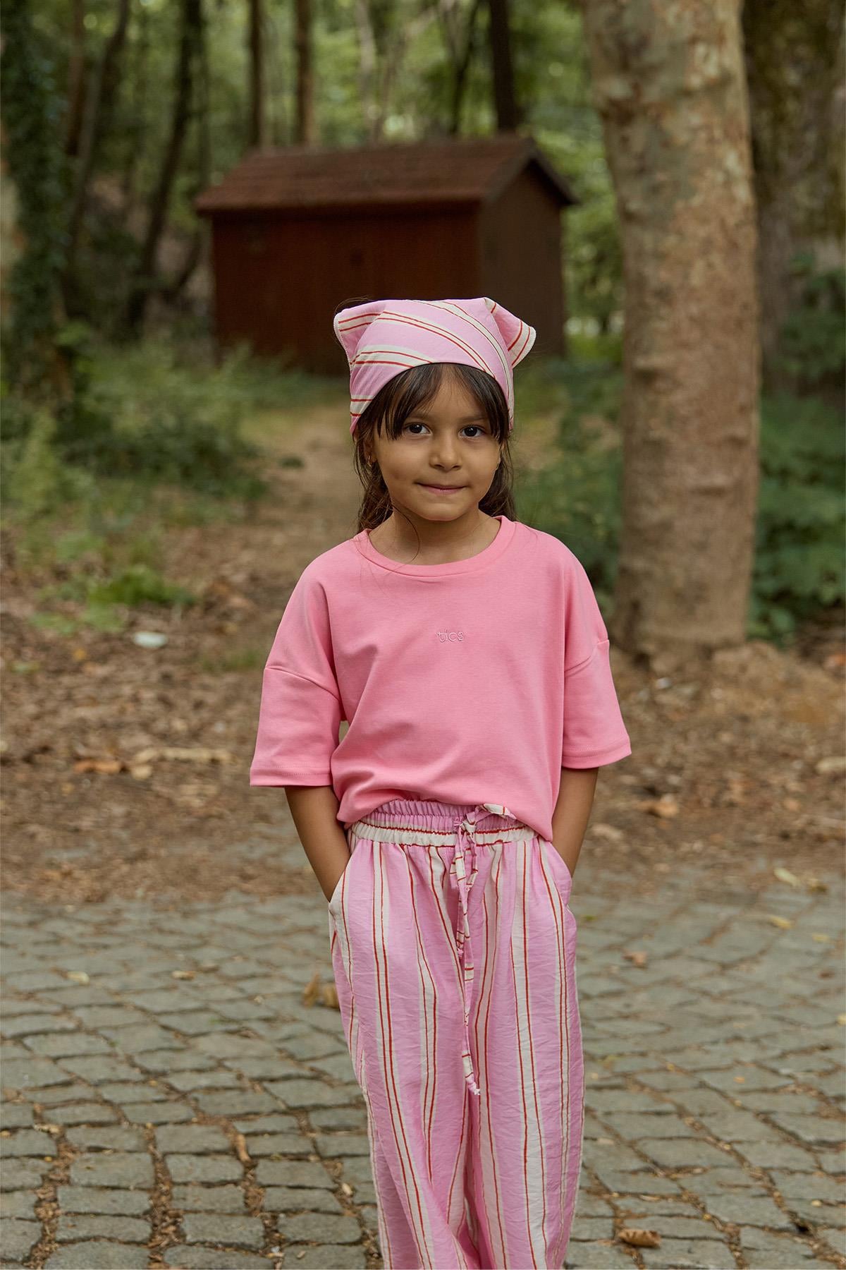 Podo Oversize Nakışlı Tişört - şeker pembe