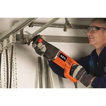 US 1300 XE KILIÇ TESTERE AEG