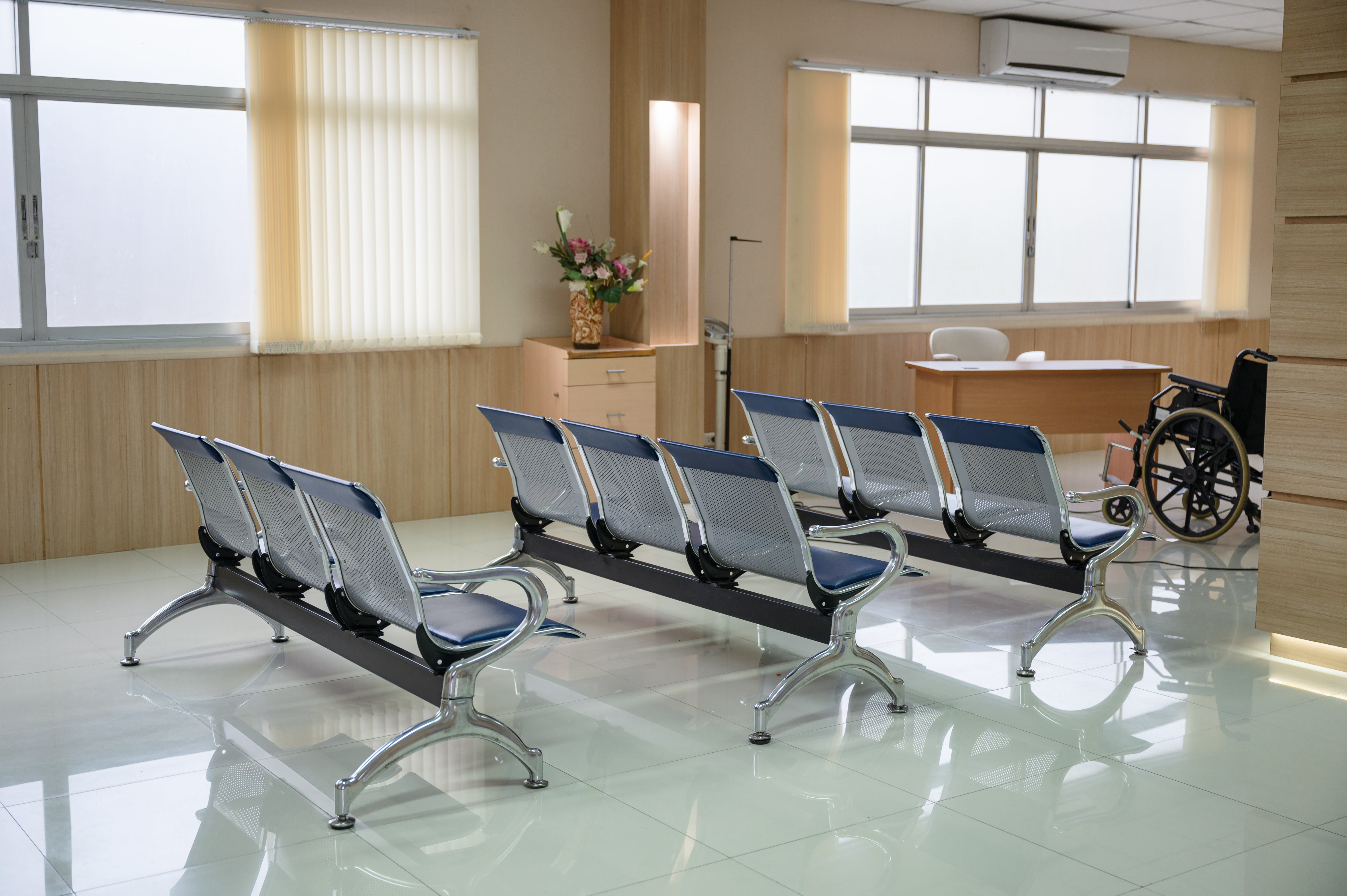 Kamu Kurumları ve Klinikler İçin Dayanıklı Bekleme Sandalyeleri