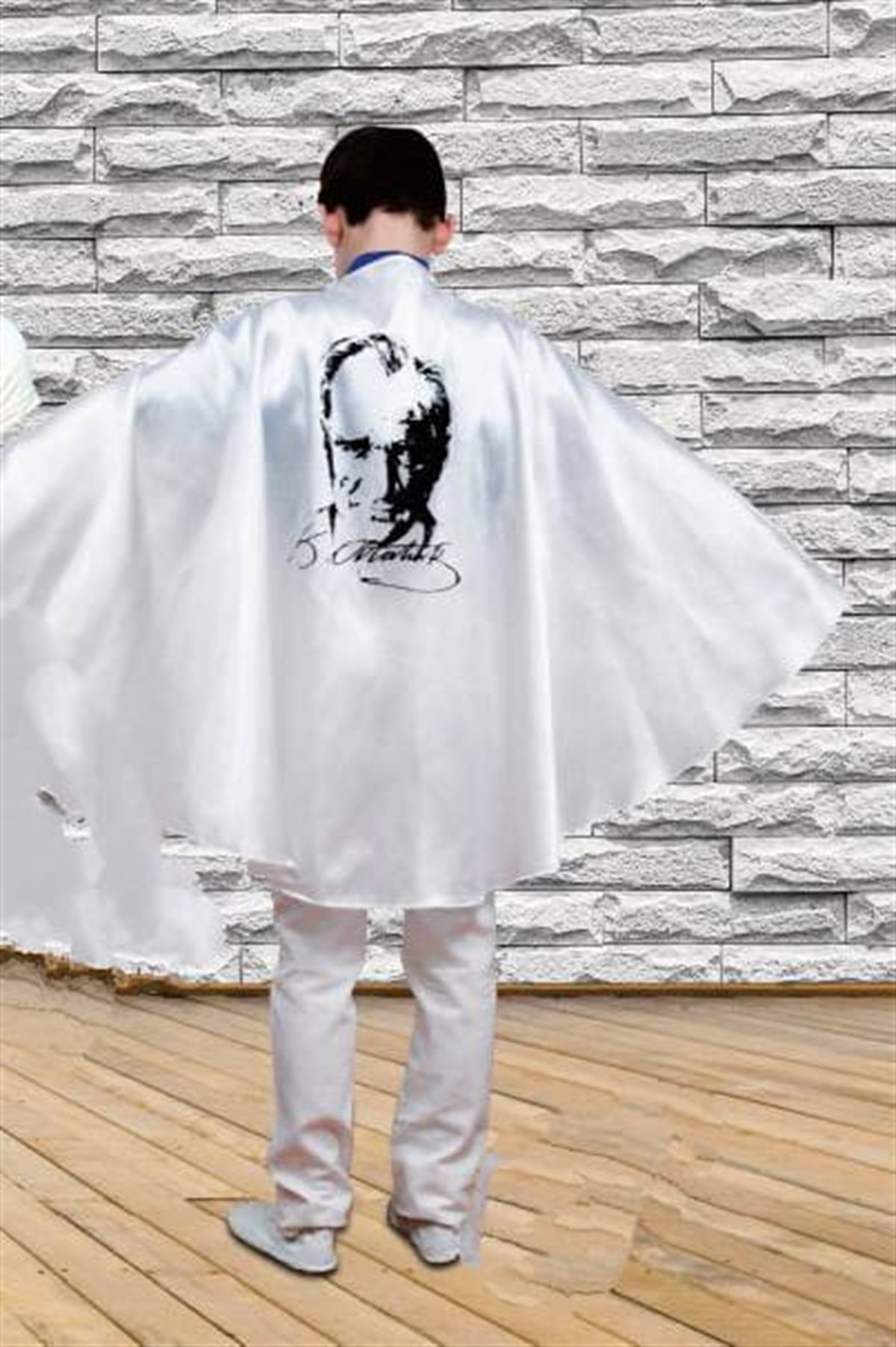 ATATÜRK BASKILI UNISEX Çocuk Pelerini - 23 Nisan ATATÜRK BASKILI Unisex Çocuk Pelerini