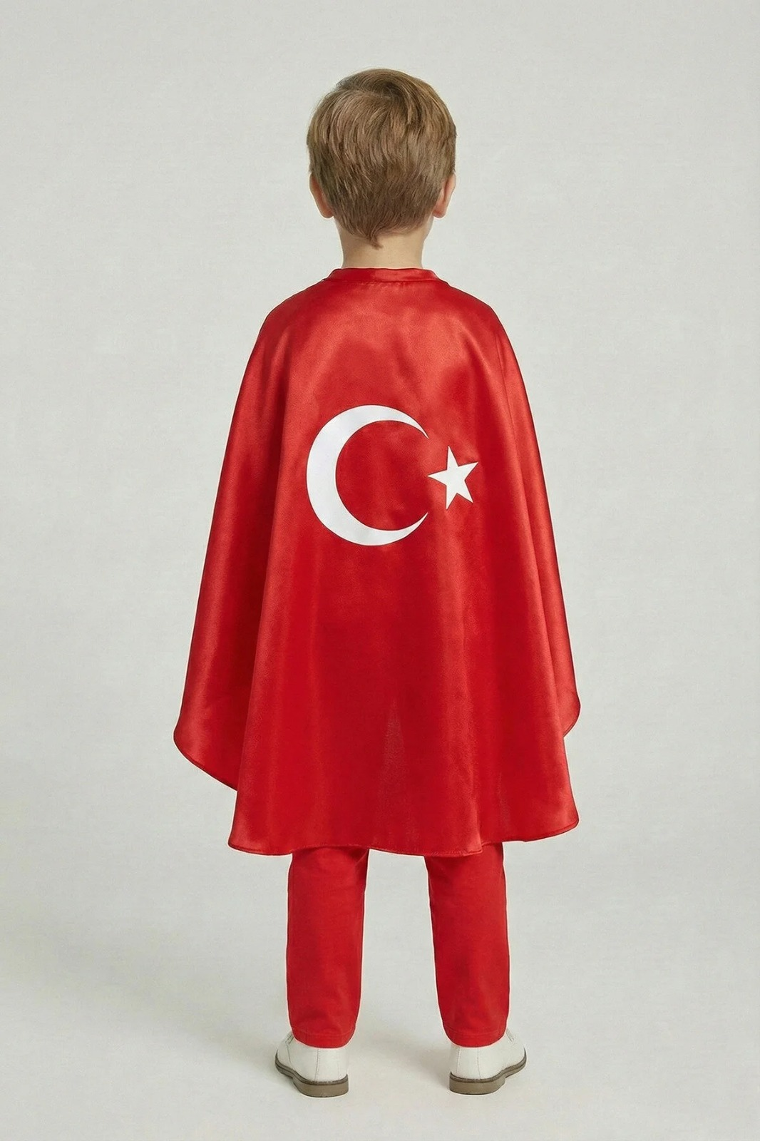 Çocuk Ay Yıldız Kırmızı Saten Pelerin - 23 Nisan 29 Ekim Gösteri Kostümü