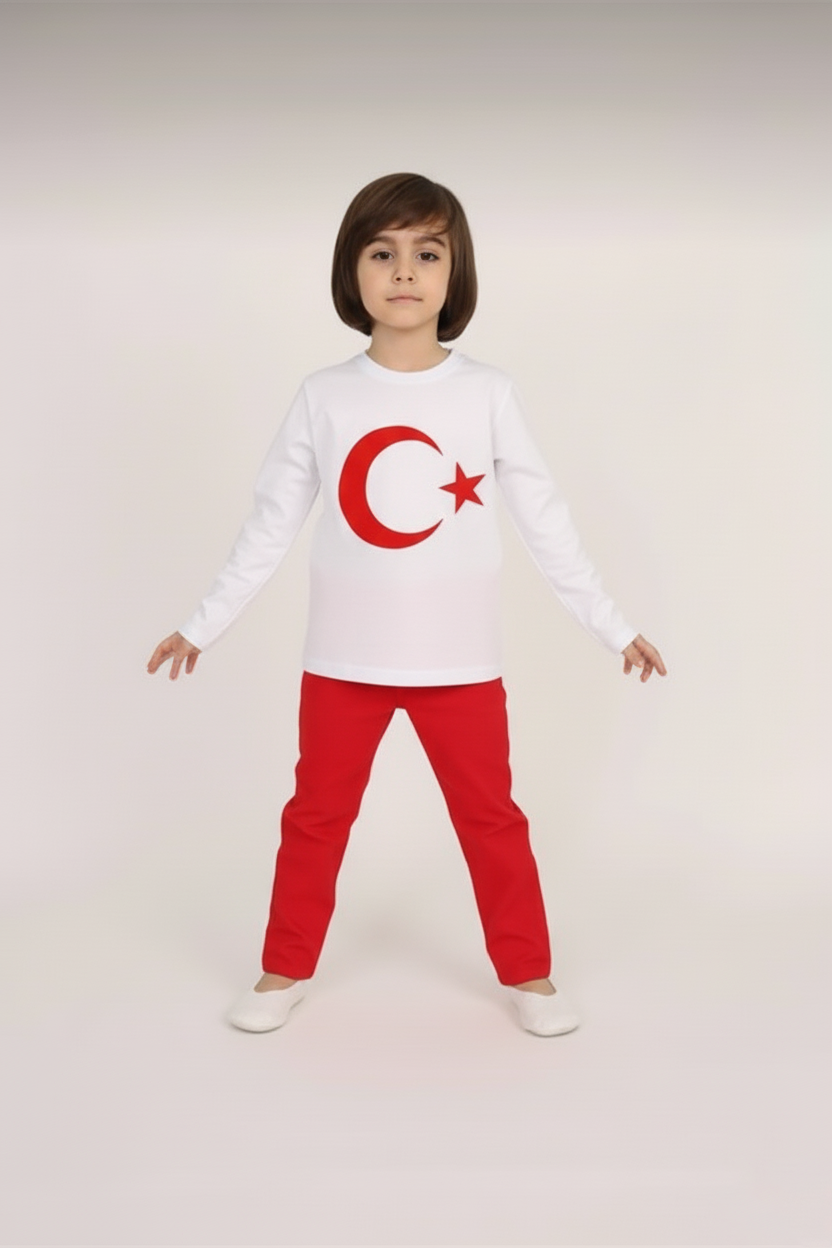 Erkek Çocuk Uzun Kol Ay Yıldız Baskılı Tişört Keten Pantolon Takım Okul Gösteri 23 Nisan 29 Ekim 