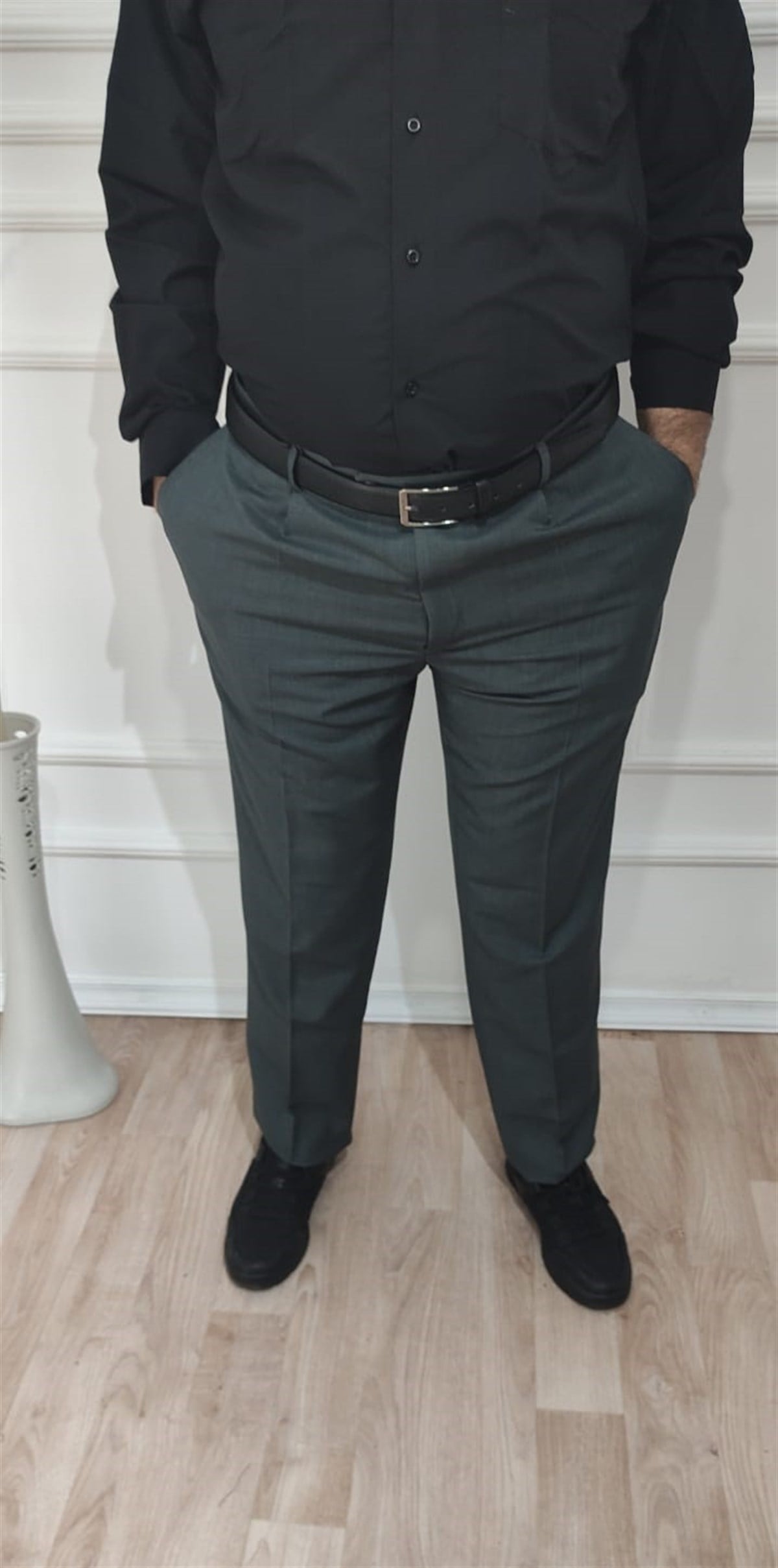 Erkek Klasik Kesim Pileli Kumaş Pantolon