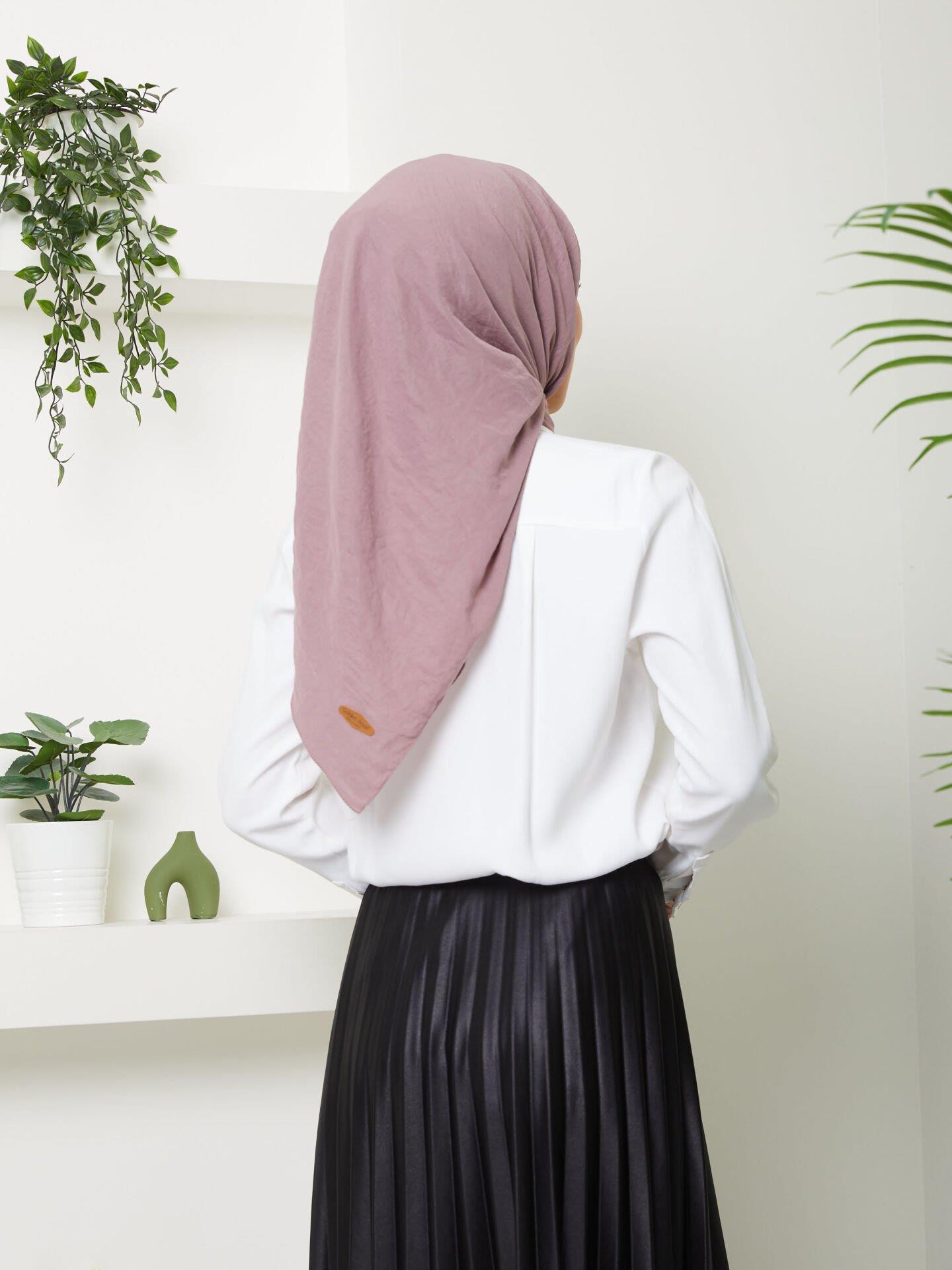 Kadın Anne Comfort Pamuklu Düz Gül Kurusu Eşarp