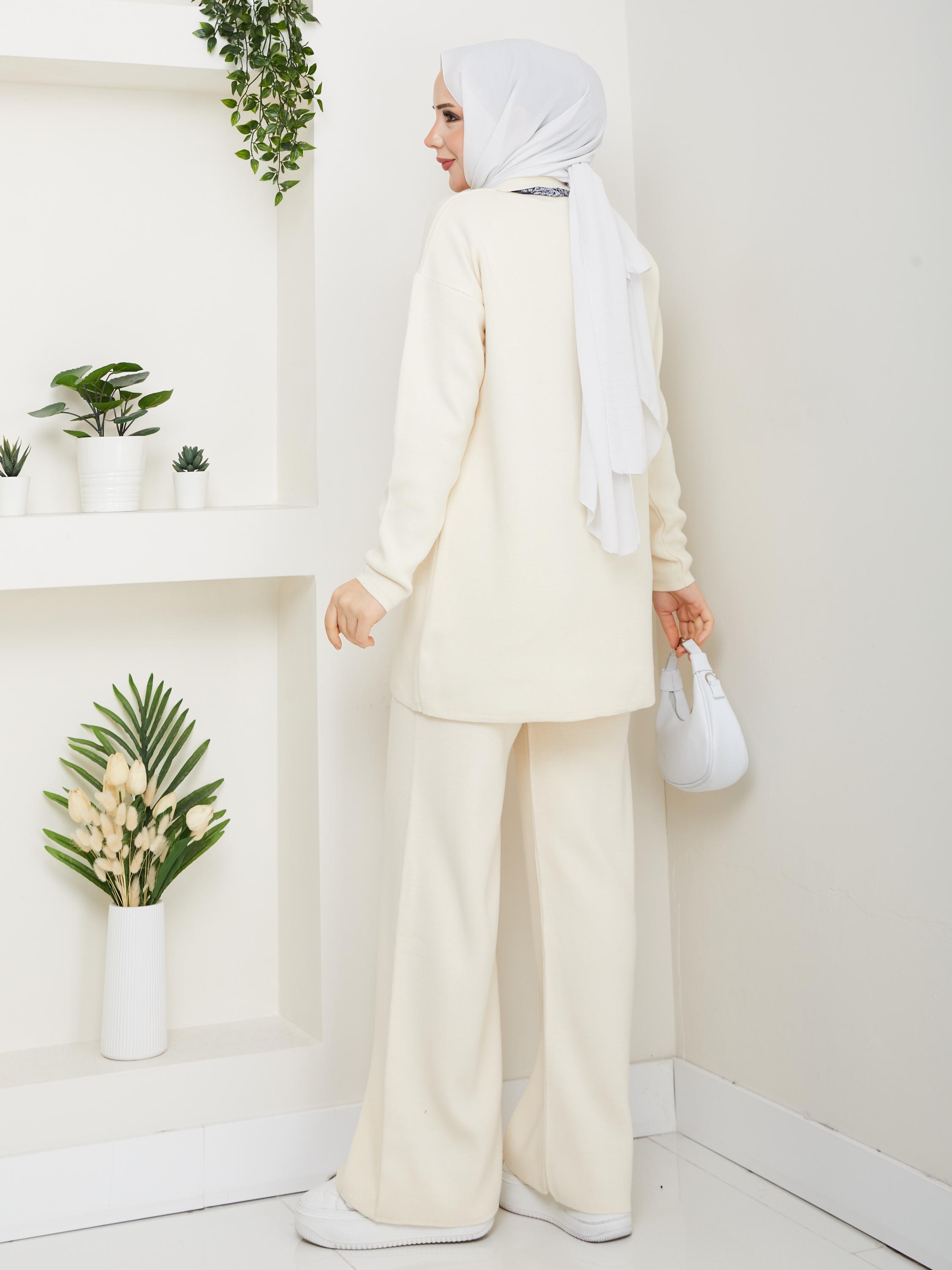 Kadın Krem Fular Detaylı İkili Tesettür Triko Takım - Tunik Pantolon Kombini