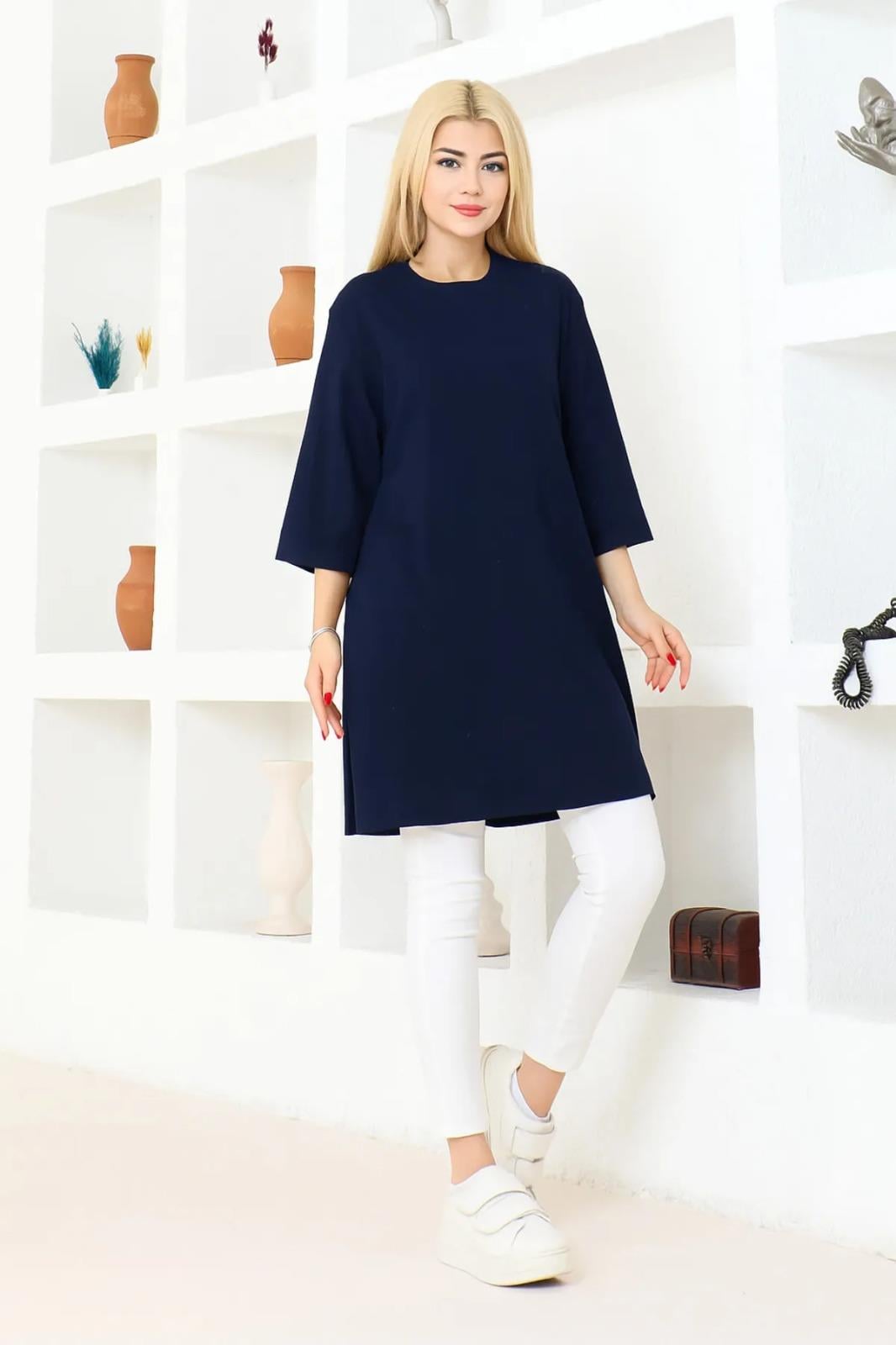 Kadın Lacivert Oversize Tunik Tişört – Yarım Kollu, Yuvarlak Yaka, Rahat Kesim