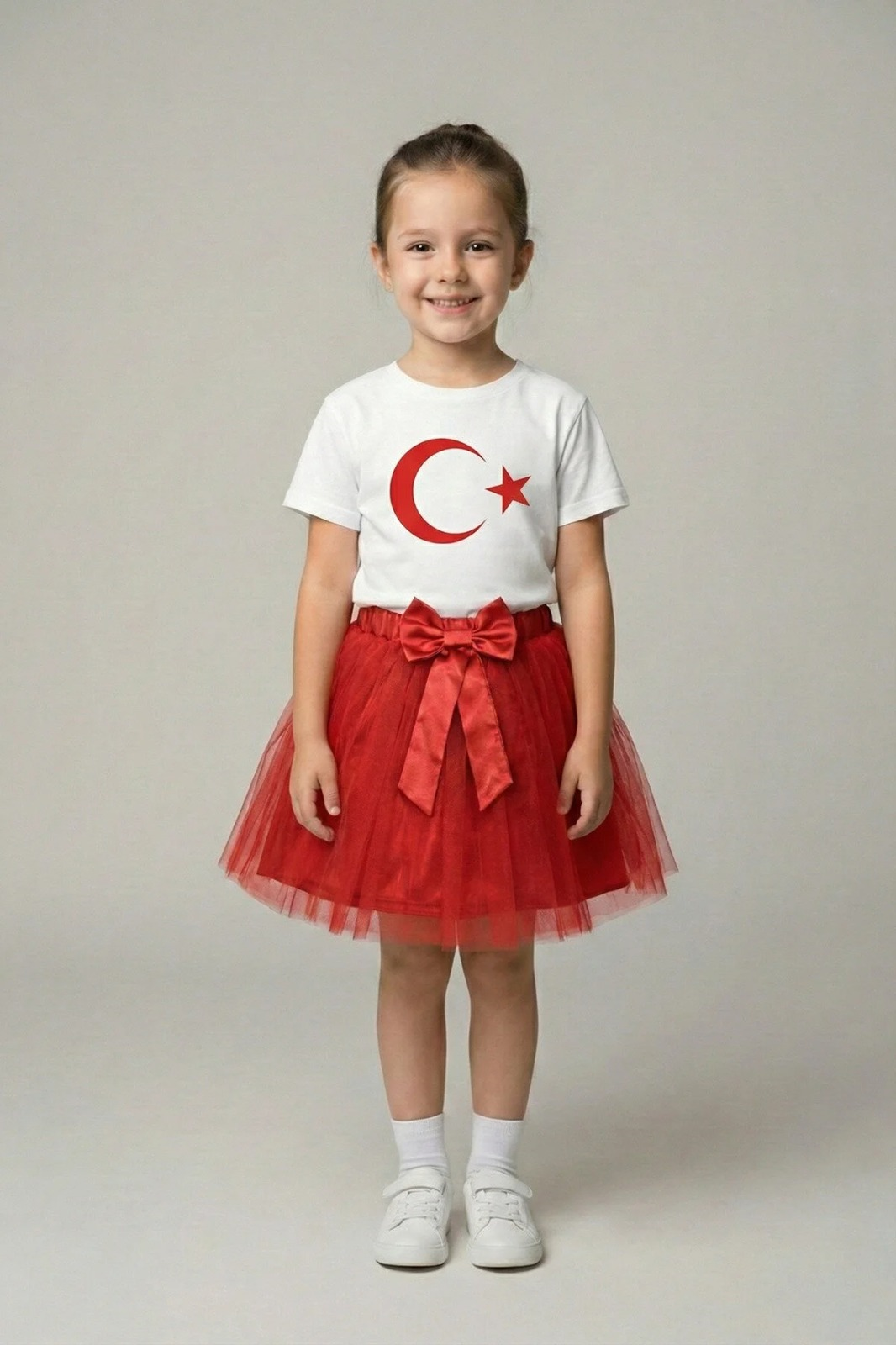 Kız Çocuk Beyaz Kısa Kol Ay Yıldız Tişört Kırmızı Tütü Etek Takım 23 Nisan Gösteri Kıyafeti