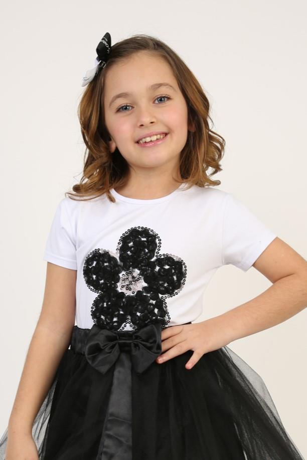 Kız Çocuk Kısa Kol Bisiklet Yaka Siyah Çiçek Desenli Baskılı T-shirt 23 Nisan 29 Ekim 19 Mayıs Gösteri