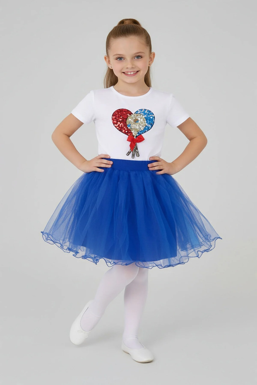 Kız Çocuk Pullu Balon Figürlü Tişört ve Saks Mavi Tütü Etekli Takım 23 Nisan Gösteri Kıyafeti