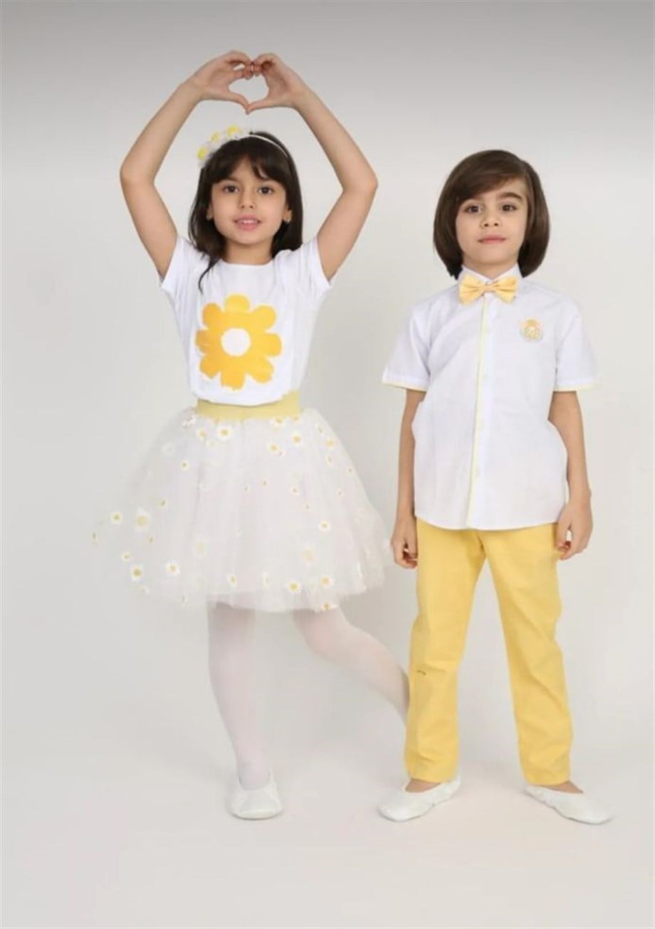 kız erkek çocuk 23 Nisan 29 Ekim 10 Kasım 19 Mayıs Gösteri Kıyafeti Desenli T-shirt Etek Takım
