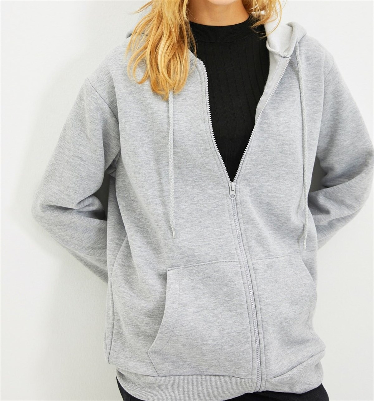 UNISEX KAPÜŞONLU FERMUARLI CEPLİ GRİ BASİC SWEATSHIRT HIRKA