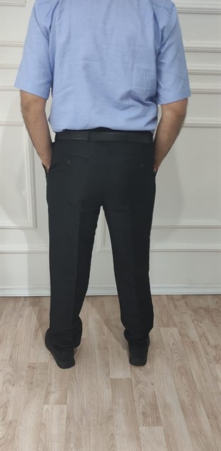 Erkek Klasik Kesim Pileli Kumaş Pantolon