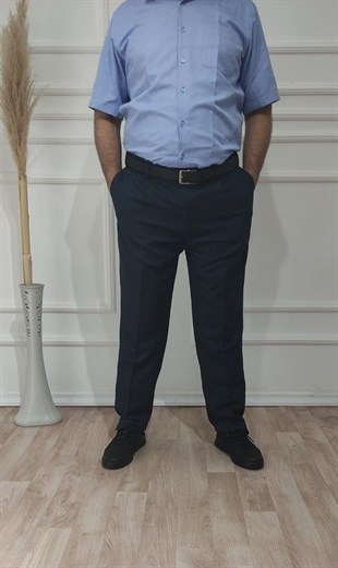 Erkek Klasik Kesim Pileli Kumaş Pantolon