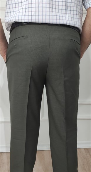 Erkek Klasik Rahat Kesim Kumaş Pantolon