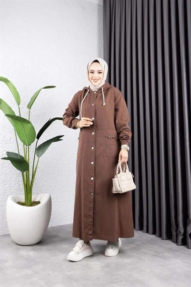Kadın Kahverengi Kapüşonlu Cepli Püsküllü Düğmeli Kot Kap