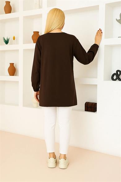 Kadın Koyu Kahve Oversize Çiçek Desenli Tunik Tişört – Uzun Kollu, Yuvarlak Yaka, Rahat Kesim