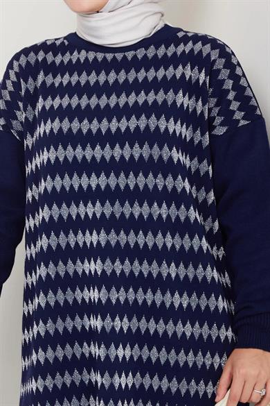 Kadın Lacivert Triko Kazak – Geometrik Simli Desenli Salaş Model