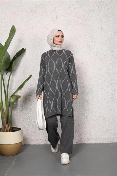 KADIN MODEST DALGA DESENLİ YANDAN YIRTMAÇLI SİMLİ GRİ TRİKO TUNİK