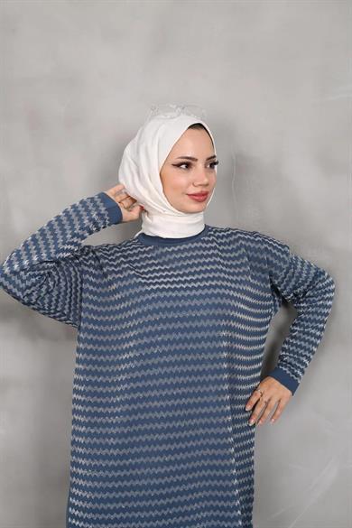 KADIN MODEST YAN ÇİZGİ DESENLİ SİMLİ İNDİGO TRİKO TUNİK