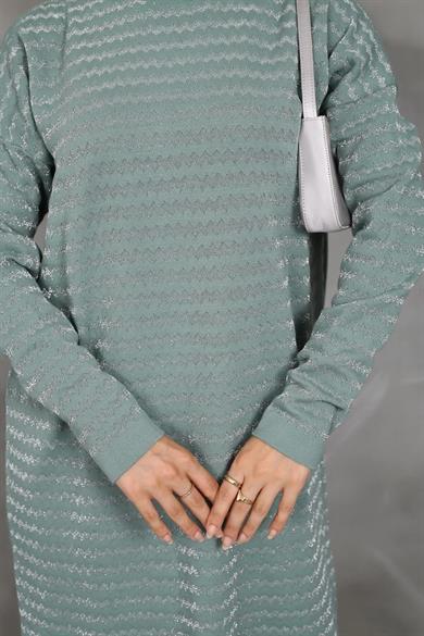 KADIN MODEST YAN ÇİZGİ DESENLİ SİMLİ SU YEŞİLİ TRİKO TUNİK