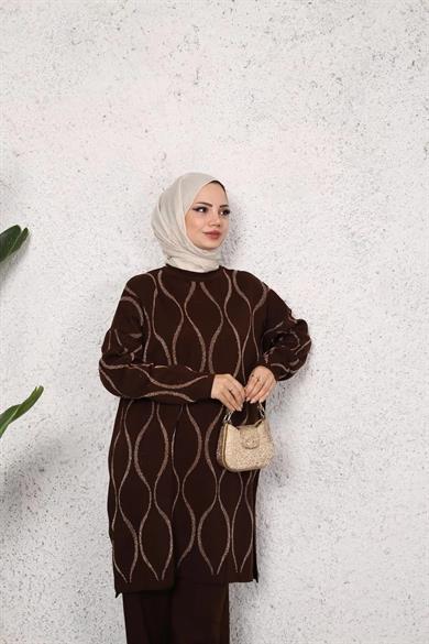 KADIN MODEST DALGA DESENLİ YANDAN YIRTMAÇLI SİMLİ TRİKO TUNİK