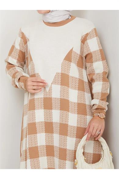 Kadın Modest Tesettür Kareli Desen Uzun Kol Triko Tunik