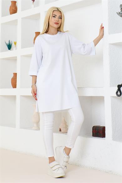 KADIN OVERSİZE RAHAT KALIP KISA KOL DÜZ BASİC YANDAN YIRTMAÇLI İÇLİK BEYAZ RENK T-SHIRT