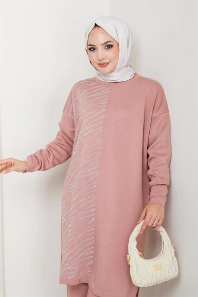 Kadın Pembe Zebra Desenli Triko Tunik – Uzun Kol Rahat Kalıp