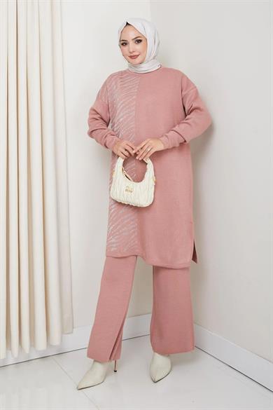 Kadın Pembe Zebra Desenli Triko Tunik – Uzun Kol Rahat Kalıp