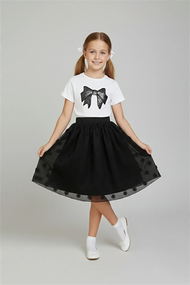 Kız Çocuk Fiyonk Baskılı Beyaz Tişört ve Siyah Puantiyeli Tül Etek 23 Nisan 29 Ekim Gösteri Kıyafeti