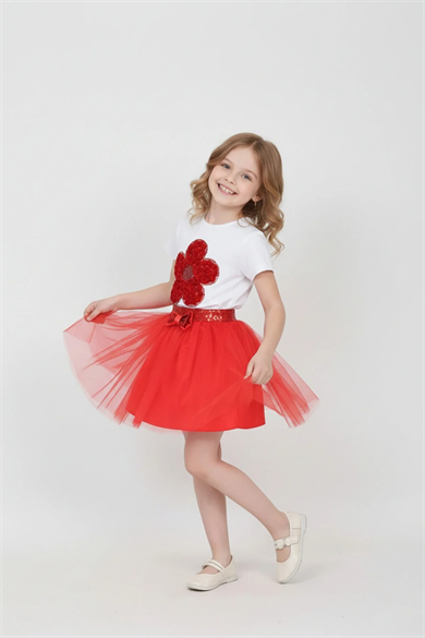 Kız Çocuk Kırmızı Papatya Tişört Kırmızı Beli Pullu Etek Takım 23 Nisan Gösteri Kıyafeti