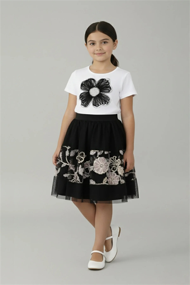 Kız Çocuk Siyah Çiçek Nakışlı Tişört ve Çiçek Desenli Tül Etekli Takım 23 Nisan 29 Ekim Gösteri