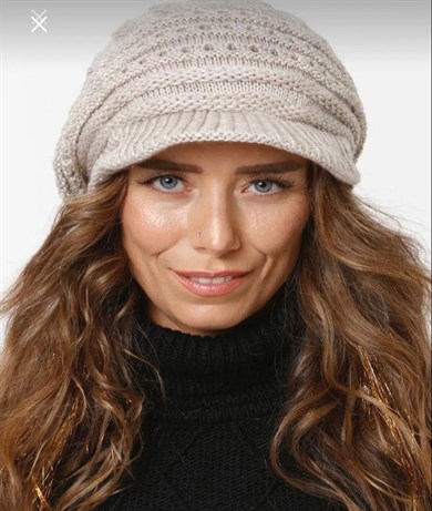 SİPERLİ ASTARLI TRİKO ÖRGÜ BERE