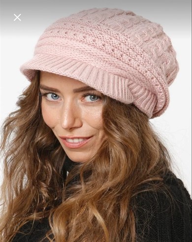 SİPERLİ ASTARLI TRİKO ÖRGÜ BERE