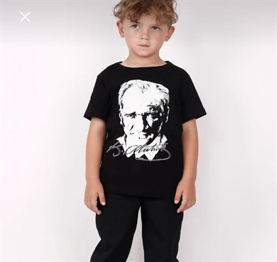 Unısex Çocuk Basic  Atatürk Bayra Baskılı Kısa Kollu  23 Nisan 10 Kasım 29 Ekim Okul Gösteri Tişört