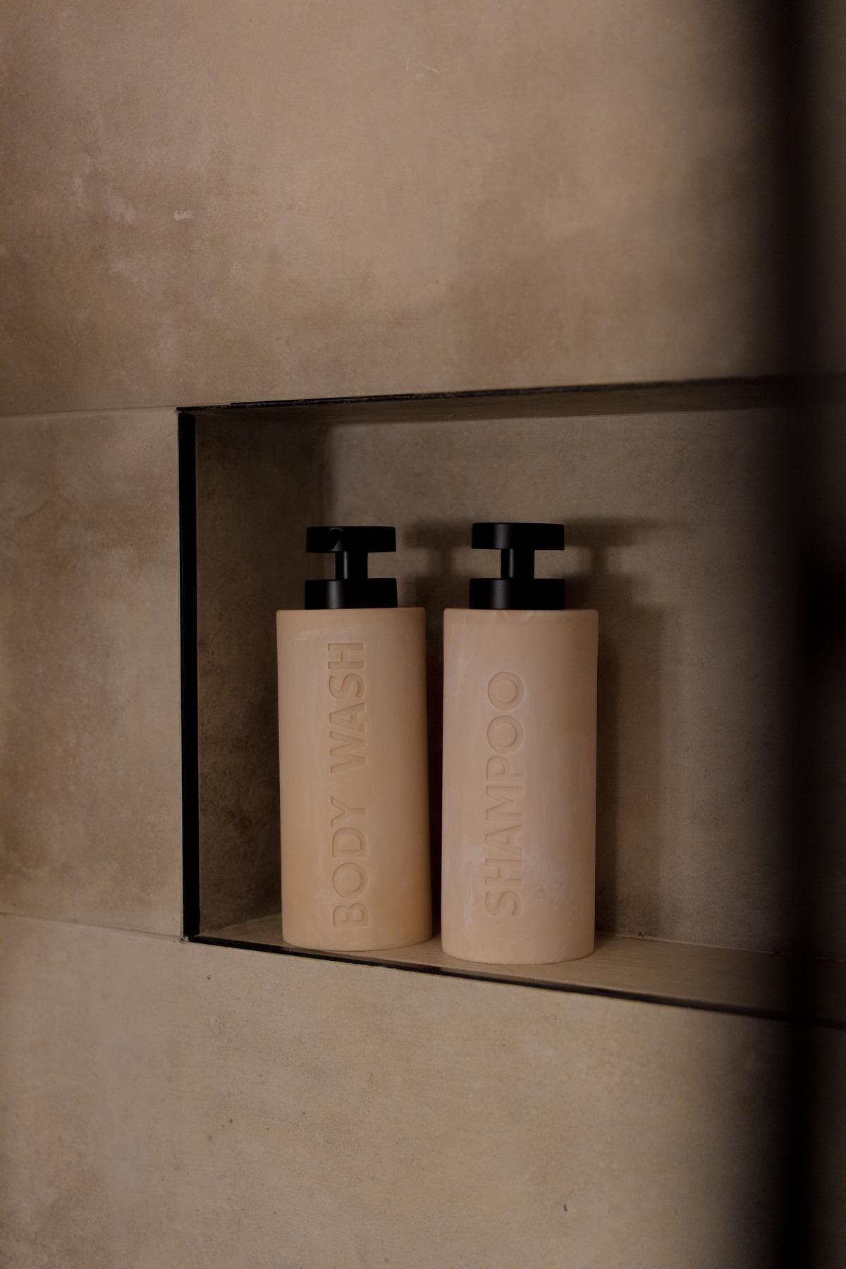 2li Polyresin Shampoo / Body Wasy Şampuanlık