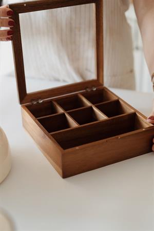 Akasya Kapaklı ve Bölmeli Düzenleyici Kutu (20,7x20,7x6,5cm)