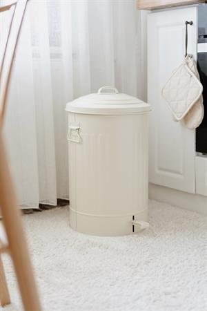 Galvaniz Krem Pedallı Çöp Kovası 37 Litre