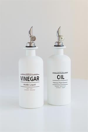 Mat Beyaz Cam Gümüş Kapaklı 2li Yağlık / Sirkelik Seti (500ml)