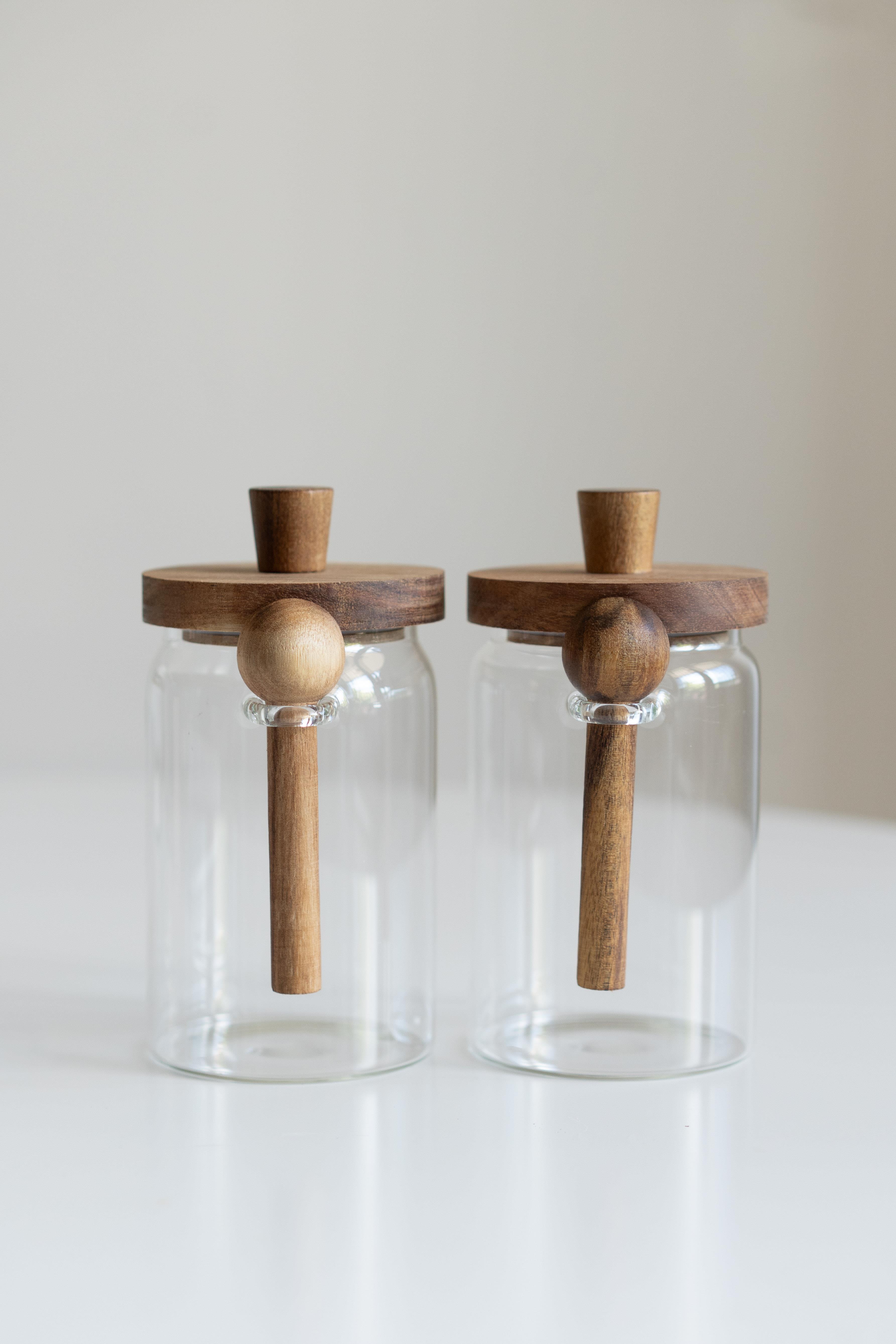 2'li Akasya Vakum Kapaklı ve Kaşıklı Cam Kavanoz Seti (750 ml)