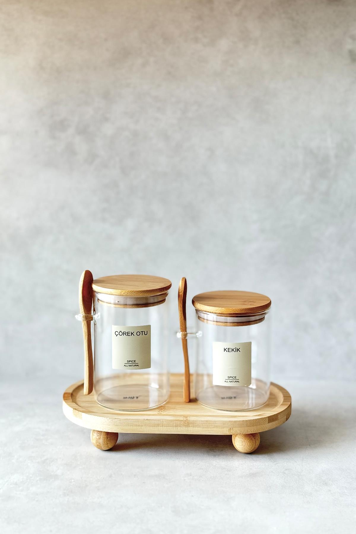 2'li Bambu Standlı ve Bambu Kaşıklı Borosilikat Cam Baharatlık Seti (16 Adet Etiket)