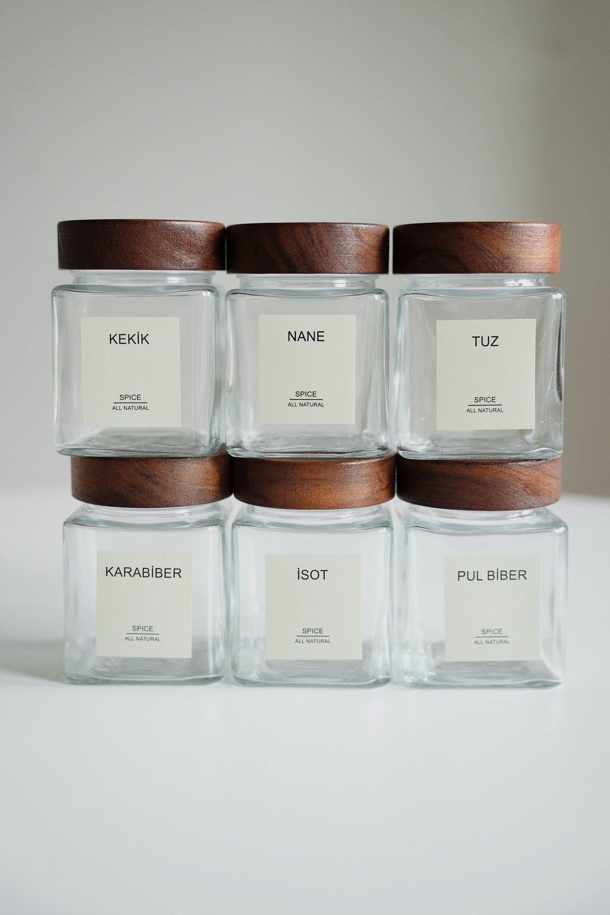 6lı Kare Akasya Kapaklı Cam Kavanoz Seti 300 ml- (25 Adet Krem Etiket)