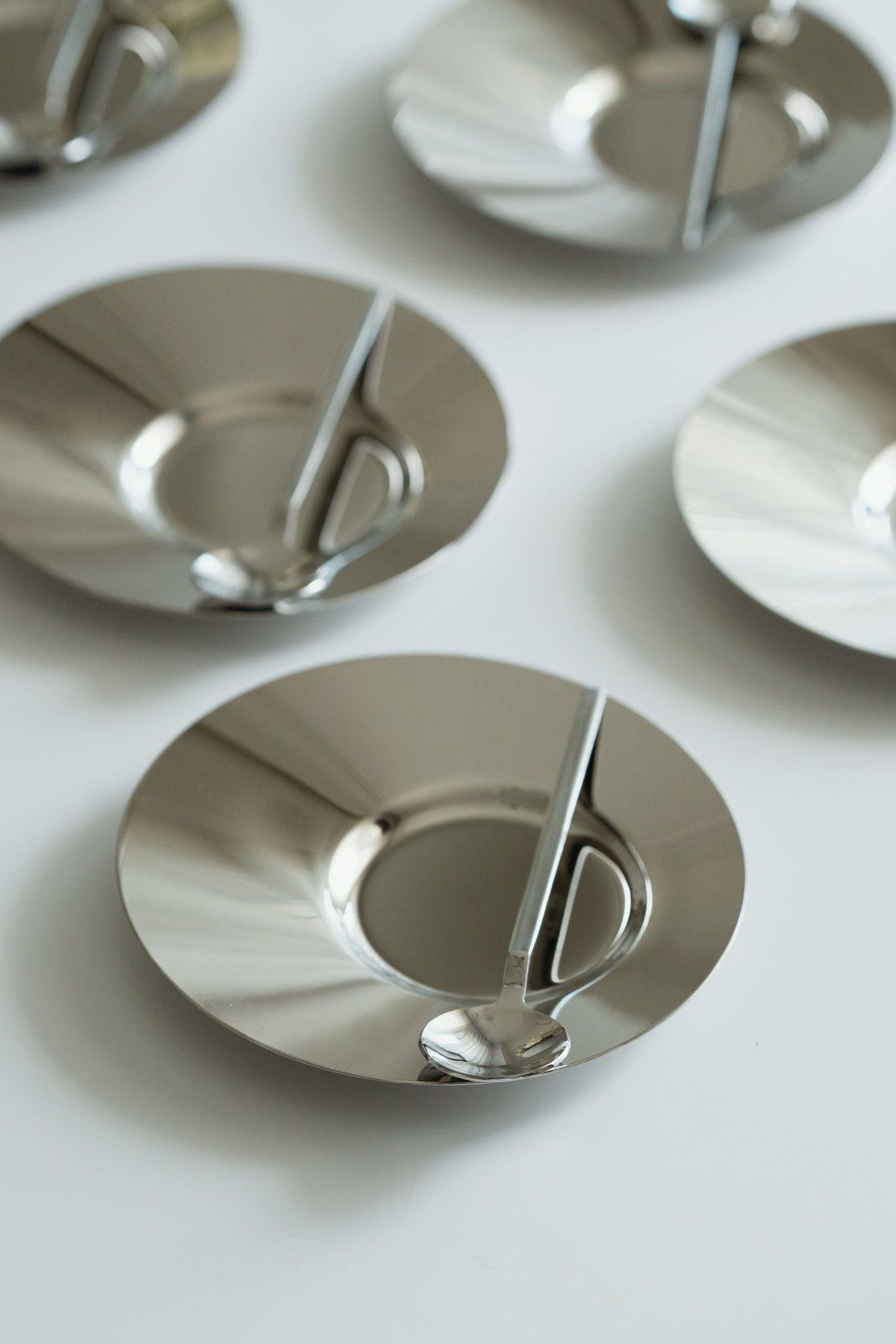 6'lı Metal Çay Tabağı (Paslanmaz Çelik)